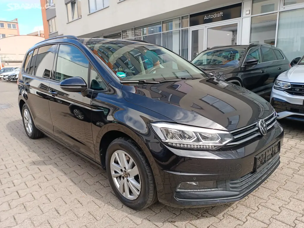 Volkswagen Touran 2.0 TDI 110kW DSG Tažné